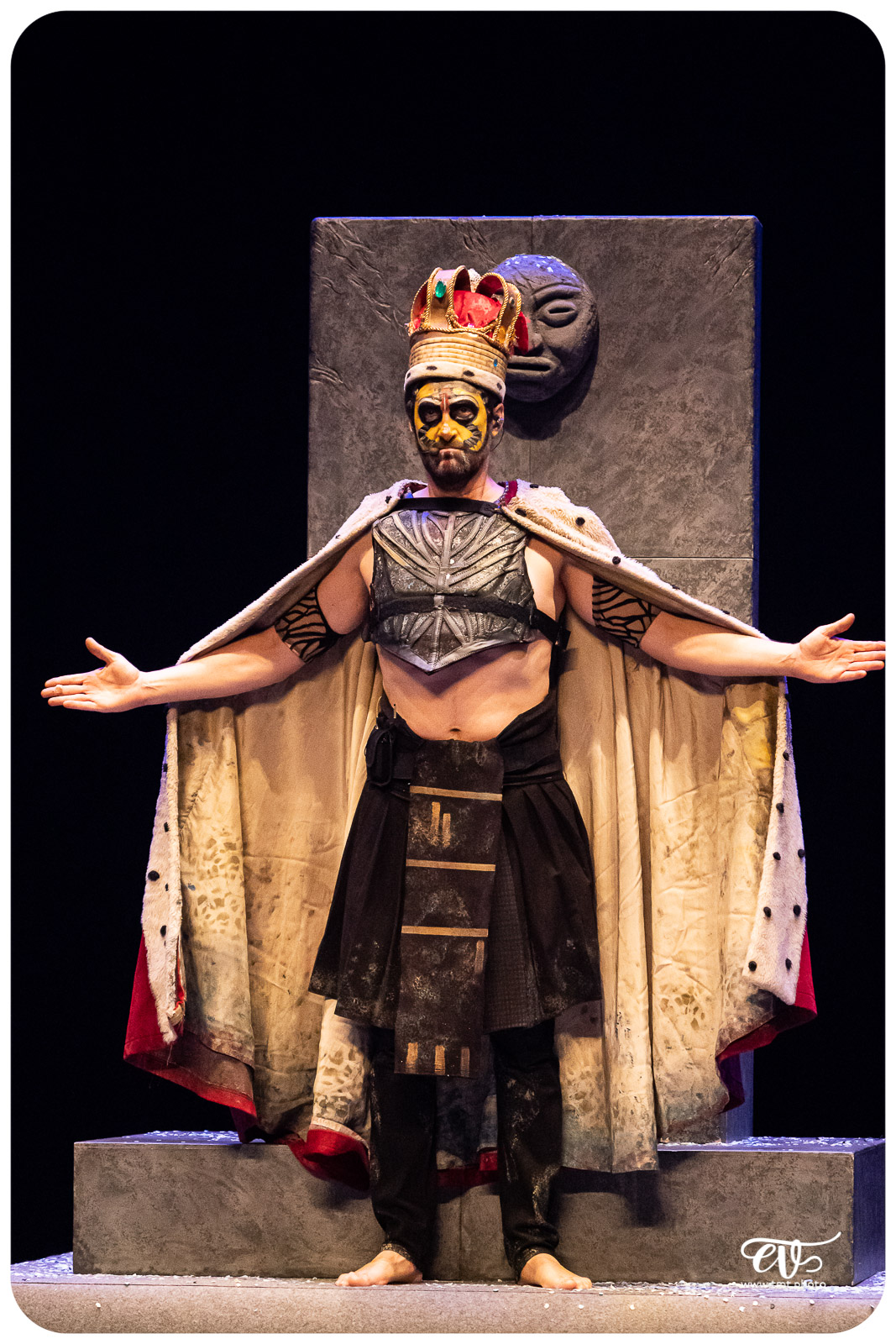 THE PRIMITALS (YLLANA & PRIMITAL BROTHERS)